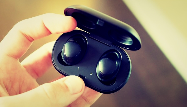 Samsung Gear IconX